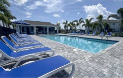 818 SE Grovebush Ln, Port St. Lucie, FL 34984