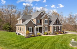 3 Paradise Place, Salem, NH 03079