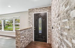 807 E Golfview Drive, Mount Prospect, IL 60056