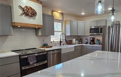 54 Forgotten Circle, Gravois Mills, MO 65037
