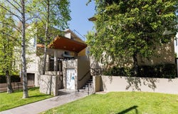 11815 Laurelwood Drive, Studio City, CA 91604
