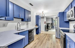 7 TENNYSON DRIVE, PLAINSBORO, NJ 08536