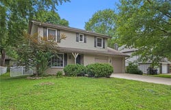 1409 E Salem Lane, Olathe, KS 66062