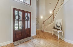 18 Sauvolle Court, Ocean Springs, MS 39564