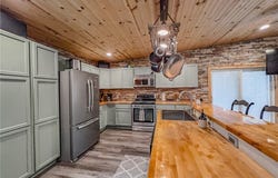 30 Driftwood Road, Sunrise Beach, MO 65079