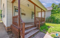 710 S Walts Ave, Sioux Falls, SD 57104