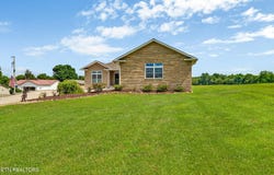 1432 Sawmill Rd., Crossville, TN 38555