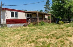345 Harris Road, Grants Pass, OR 97526