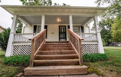 210 E Shawnee Street, Paola, KS 66071