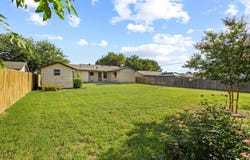 807 Texas Street, Trenton, TX 75490