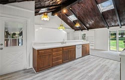 8600 W 64th Terrace, Merriam, KS 66202