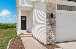 3261 Marigold Circle, Pella, IA 50219