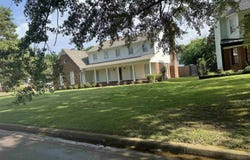 339 OAKLEIGH Dr, Collierville, TN 38017