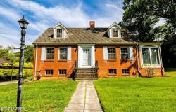 1210 Chilhowee Ave, Maryville, TN 37801