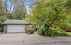 6601 PALOMINO Cir, WestLinn, OR 97068