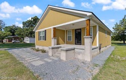 7390 Center Road, Bladenboro, NC 28320