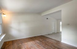 812 N Cheyenne Drive, Independence, MO 64056