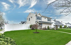 88 Sunrise Lane, Levittown, NY 11756