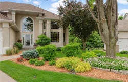 842 Vista Circle, Delano, MN 55328