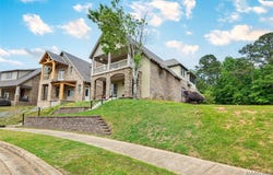 105 Bell Parkway, Wetumpka, AL 36092