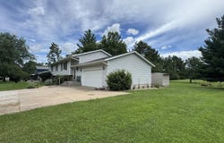 11161 Iroquois Road, Burlington, IA 52601