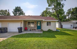 6429-6431 Ryland Avenue, Vesper, WI 54489