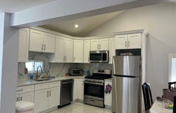 113 E Riviera Drive, Lindenhurst, NY 11757