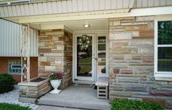 3101 E Leffel Lane, Springfield, OH 45505