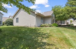 4905 Eagles Landing, Springfield, IL 62711