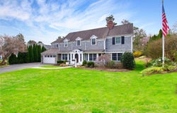 52 Northwoods Road, Manhasset, NY 11030