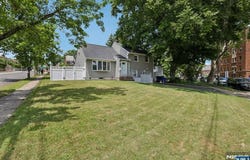 1 Franklin Place, Hackensack, NJ 07601