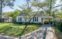 1015 S 11th, Oxford, MS 38655