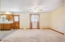 105 Kennedy St, New London, IA 52645