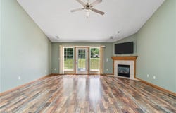 2812 Stratford Circle, Green, OH 44312