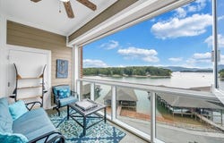 1273 Graves Harbor Trl, Huddleston, VA 24104