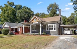 885 Rose Circle SW, Atlanta, GA 30310