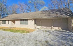 402 Easy Street, Mount Carmel, IL 62863