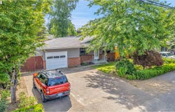 904 SE 223RD AVE, Gresham, OR 97030