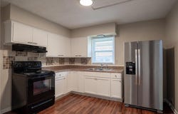 608 7th Ave S, Hopkins, MN 55343