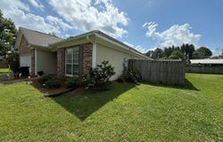 105 E. Avenue, ELLISVILLE, MS 39437