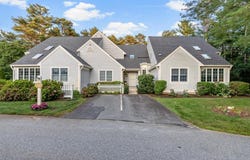 78 Gold Leaf Lane, Mashpee, MA 02649