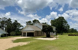 405 Lillis Rd., Columbia, MS 39429