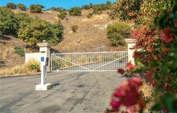 Circle R, Escondido, CA 92026