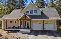 685 Railroad Ave, Dover, ID 83825
