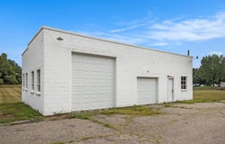 1203 E Centre Avenue, Portage, MI 49002