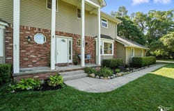 1060 Hollywood, Monroe, MI 48162