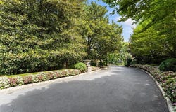 675 W Paces Ferry Unit #10 Road NW, Atlanta, GA 30327