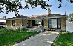 4944 Jarvis Avenue, Skokie, IL 60077