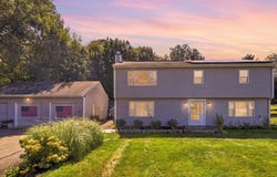 770 Old Warren Rd, Swansea, MA 02777