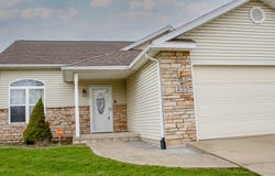 255 Wimbledon Dr, Mansfield, OH 44906